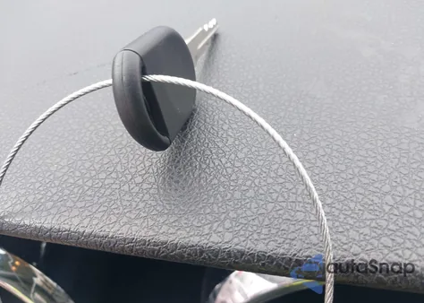 2005 Ford Mustang V6 Deluxe/V6 Premium из США, поврежденный, VIN 1ZVFT80N255206164